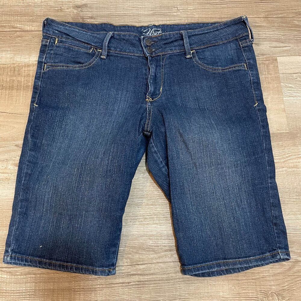 Old Navy Denim Shorts, size 12